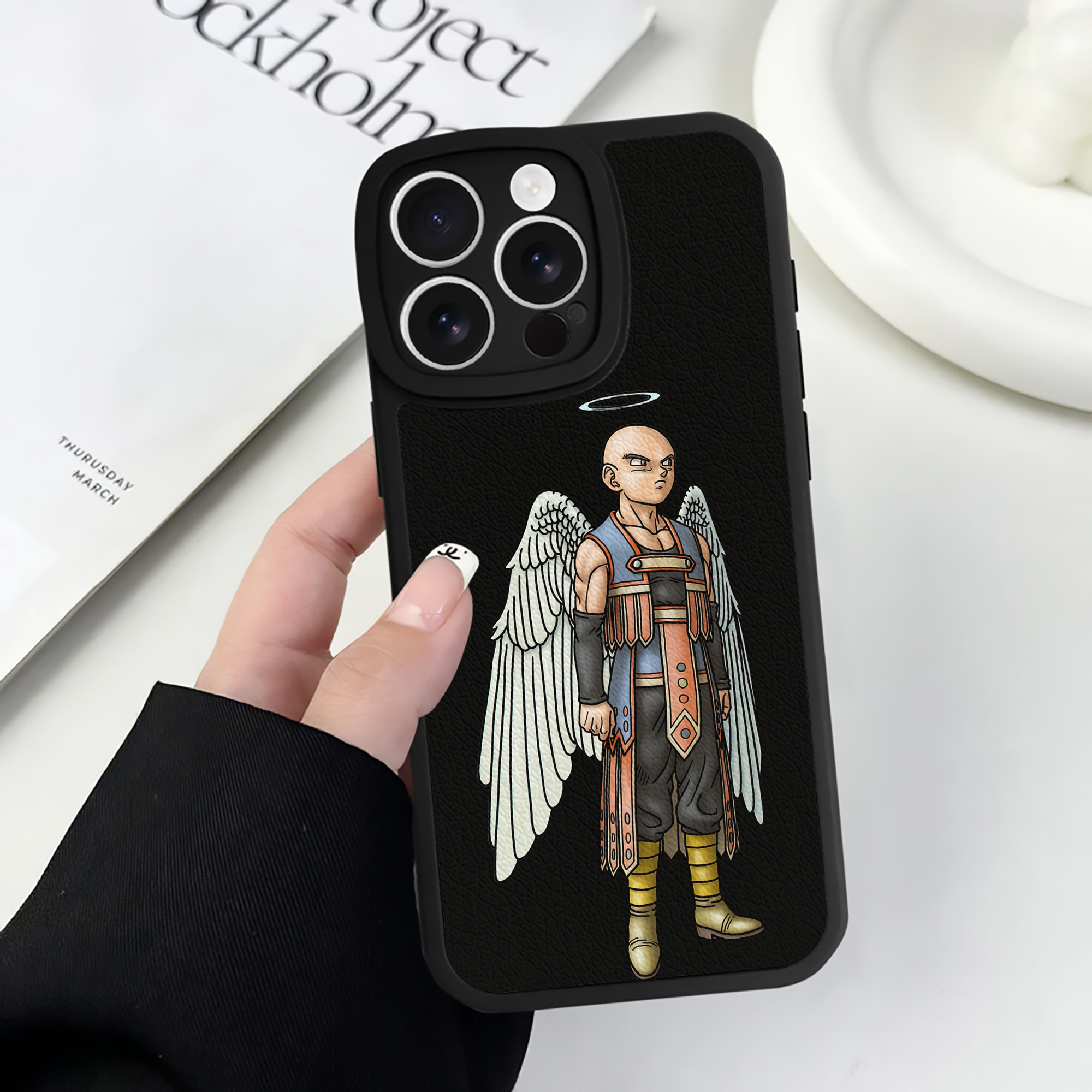 （画像用） ドラゴンクエスト Doragon Kuesuto Dragon Quest 【iPhone 16シリーズ対応】シリコンスマホケース（レザー調） 材質：シリコン